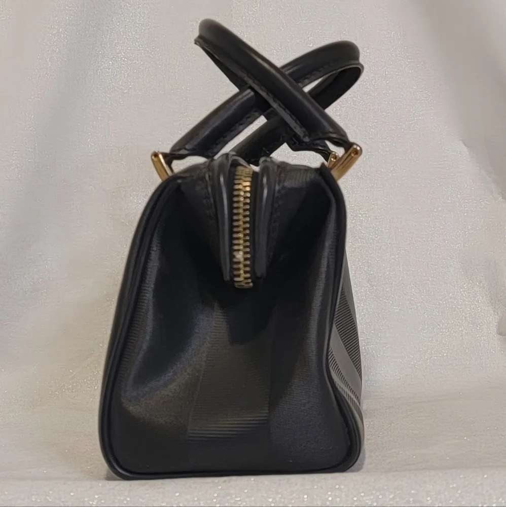 ** SOLD on VC**  Vintage FENDI Black Stripe Mini Bag - Picture 3 of 14